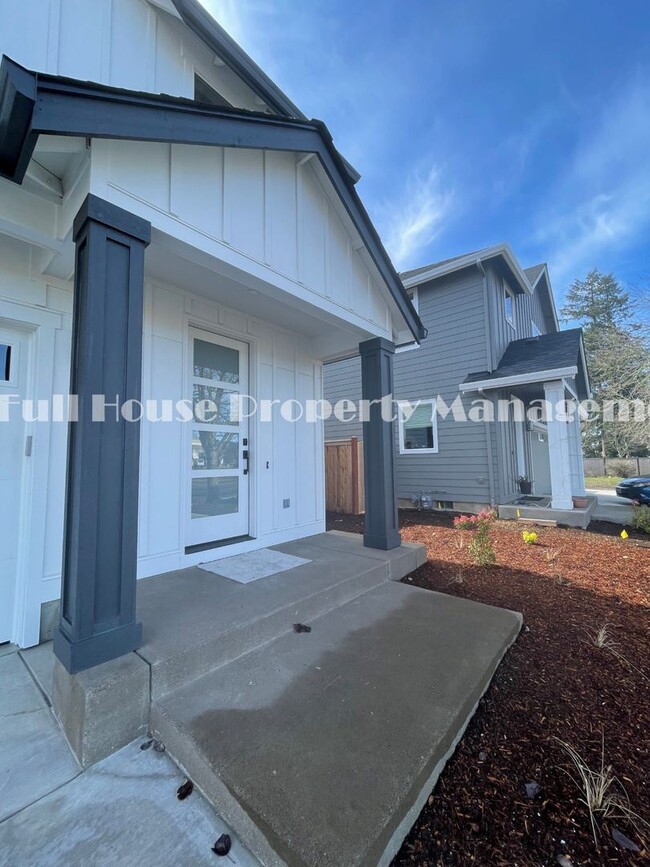 Foto del edificio - 4 br, 2.5 bath House - 5329 Highbanks Rd