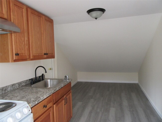 Building Photo - 2135 NY-94