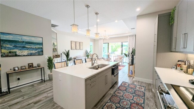 Foto del edificio - 2879 Gin Berry Way