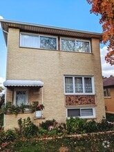 Building Photo - 4447 N Melvina Ave
