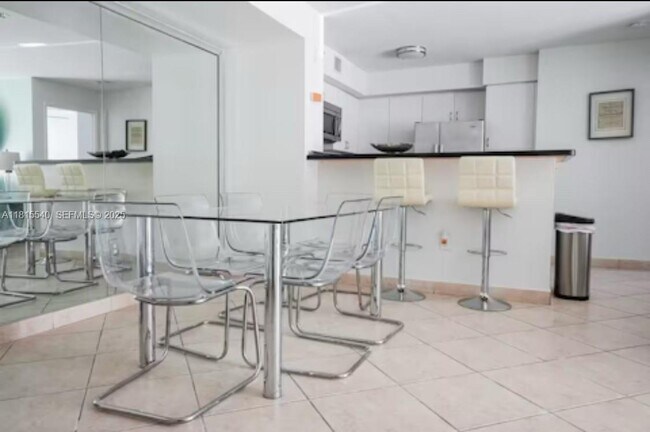 Foto del edificio - 19601 E Country Club Dr