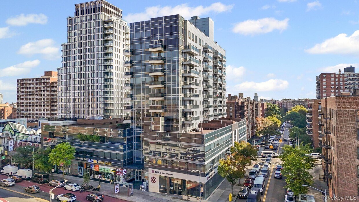 Foto principal - 136-19 Franklin Ave