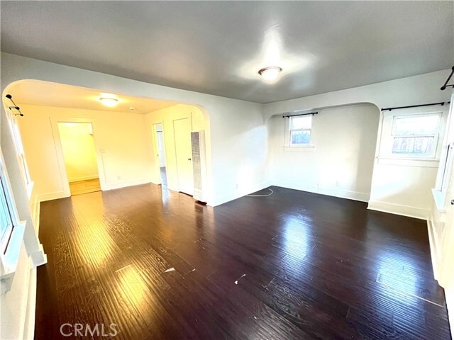 Building Photo - 1590 W 37th St