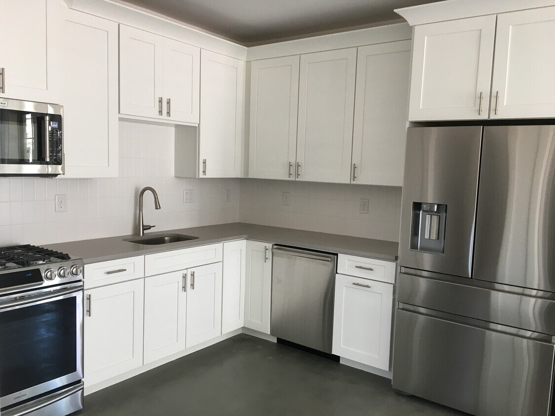 101 Ray Way, Palmetto, GA 30268 Townhome Rentals in Palmetto GA