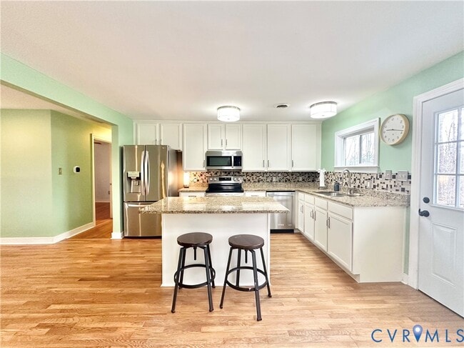 Foto del edificio - 6737 Rural Point Rd