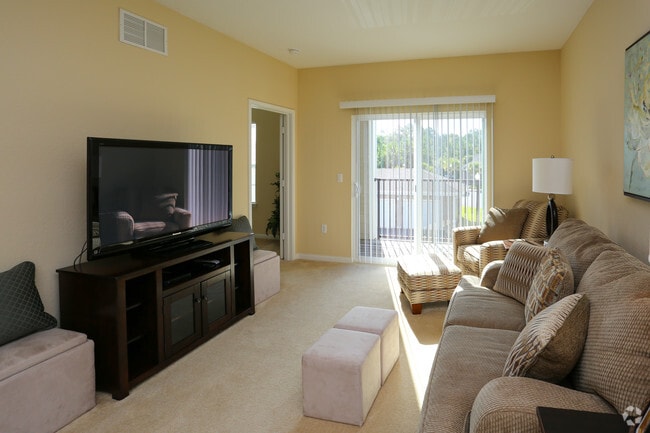 Interior Photo - Brant Creek