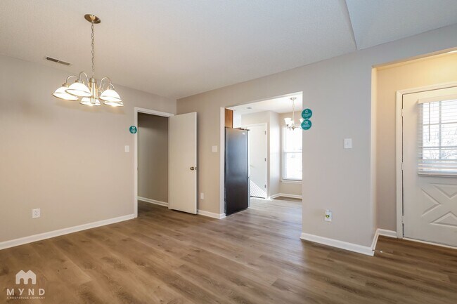 Building Photo - 4920 Harri Ann Dr