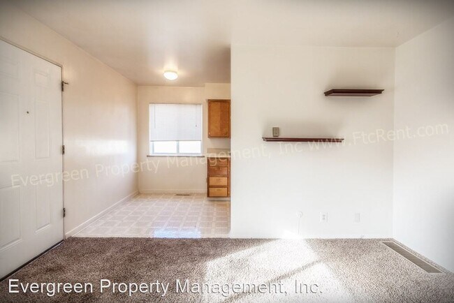 Building Photo - 309 N Shields St