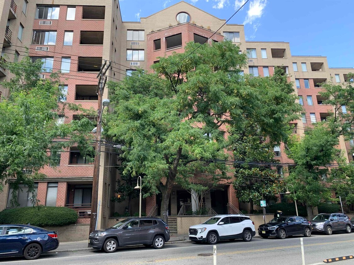 300 Newark St. Unit 6K, Hoboken, NJ 07030 Condo for Rent in Hoboken