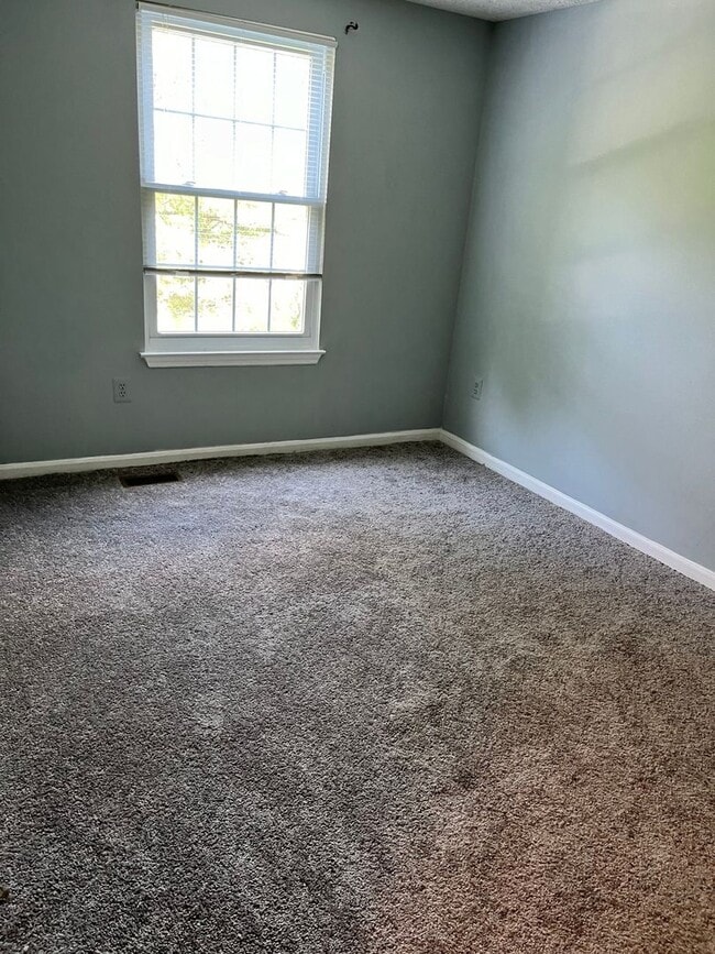 Building Photo - 3212 Tapestry Cir