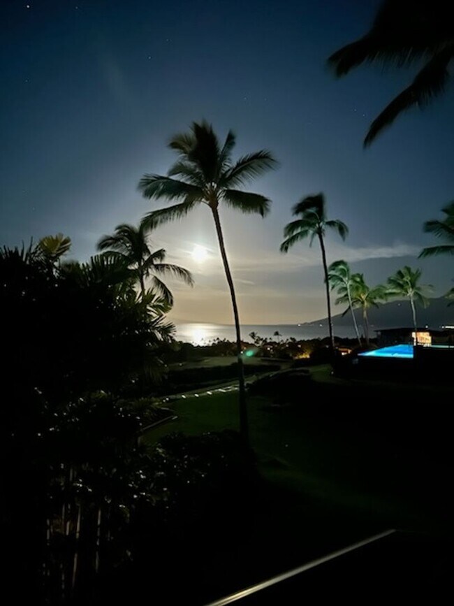 Foto del edificio - KAI MALU IN WAILEA, LUXURY 3bed/2.5bath Townhome with Wonderful Ocean Views, exquisitely Furnishe...