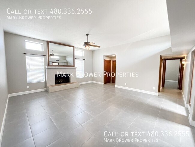 Building Photo - 2044 S Don Carlos