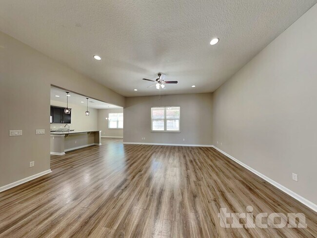 Building Photo - 3525 Chandler Estates Dr