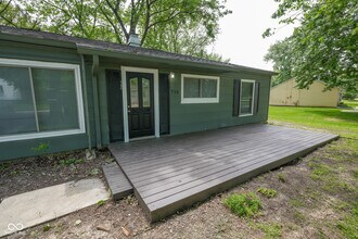 Building Photo - 710 Brooks Dr