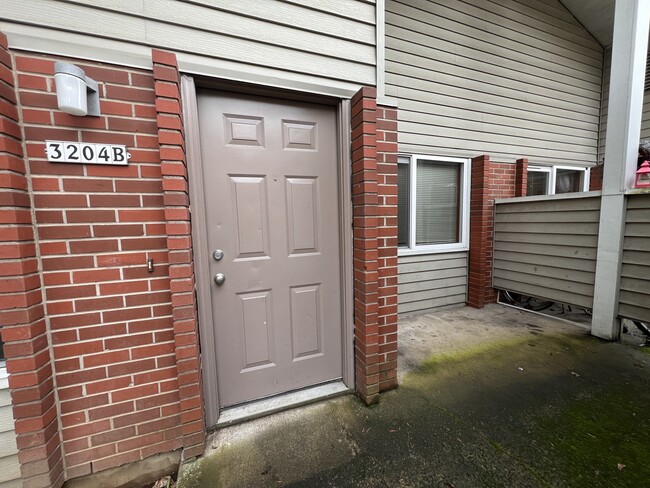 Foto del edificio - 3204 NE Stapleton Rd