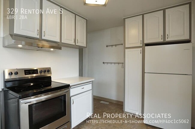 Building Photo - 329 Renton Ave S