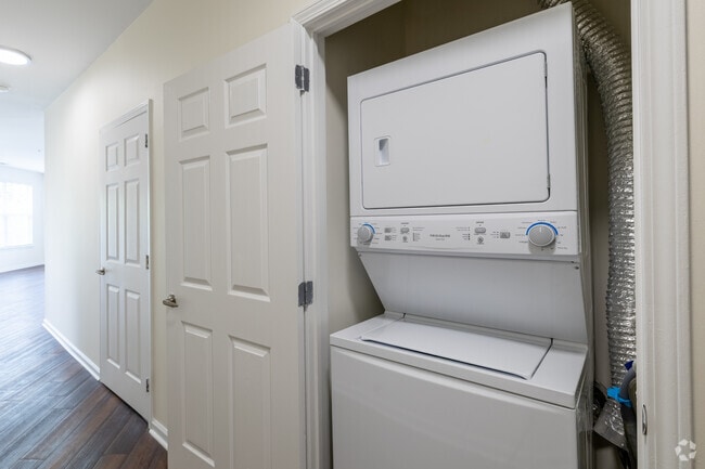 2BR, 2BA - 1,236SF - The Wisteria - Laundry - The Highlands at Morris Plains