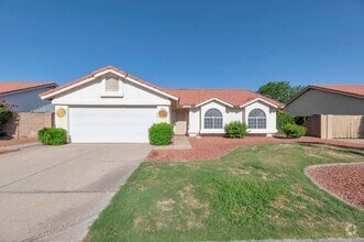 Building Photo - 3528 N Crystal Ln