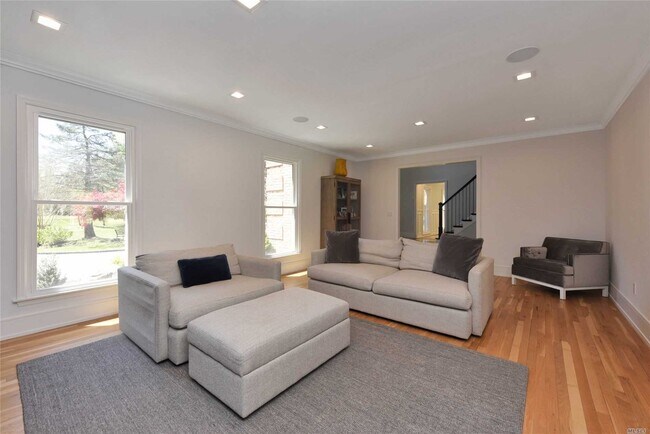 Foto del edificio - 19 Wood Hill Ln