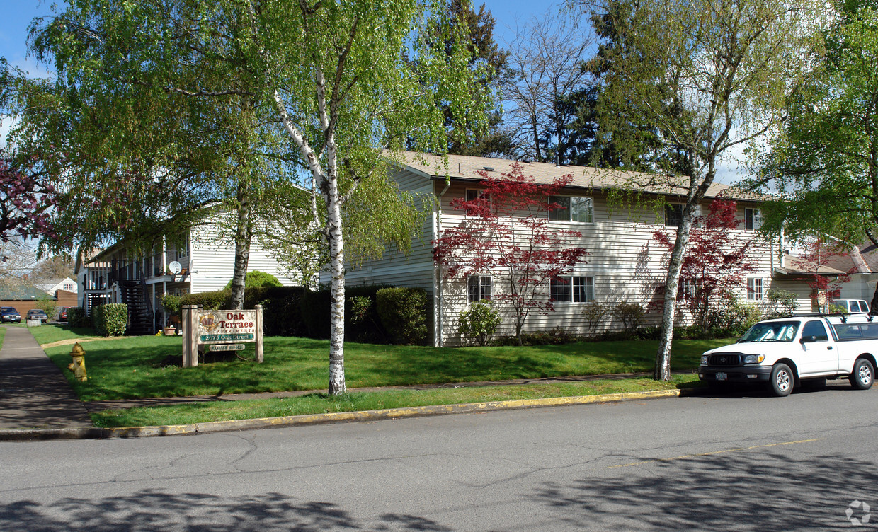 Foto principal - 2675 Oak St