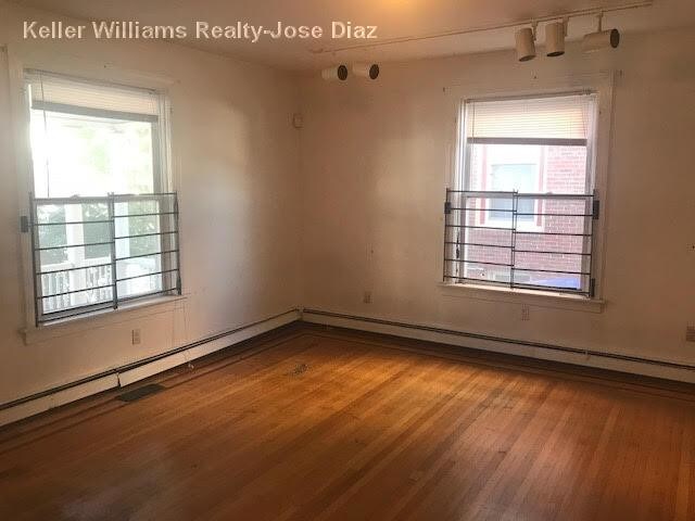 Foto del edificio - 219 Waterman St