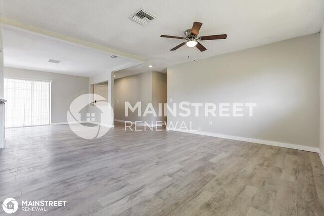Foto del edificio - 4173 DRIVER, PORT CHARLOTTE, FL 33981