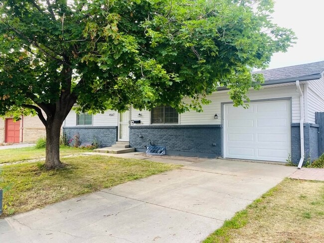 Photo - 4567 W 87th Pl House