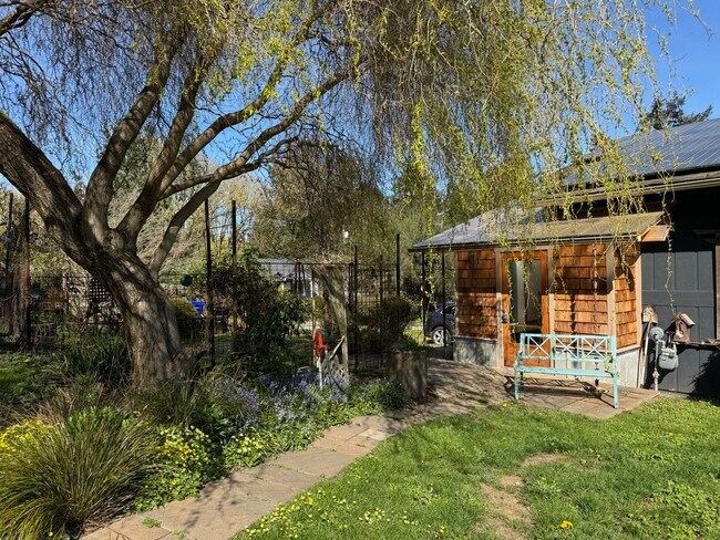 Foto del edificio - 23507 Vashon Hwy SW