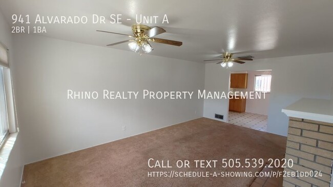 Foto del edificio - Lovely 2 Bedroom, 1 Bath With a Garage In ...