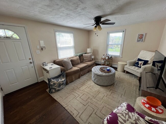 Foto del edificio - 4 bedroom in Cave Spring