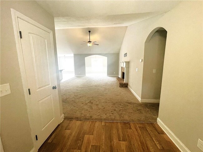 Building Photo - 1094 River Mist Cir