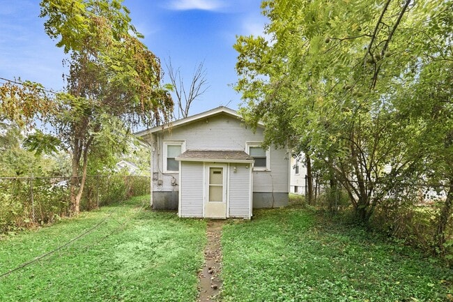 Building Photo - 941 Westwood Ave