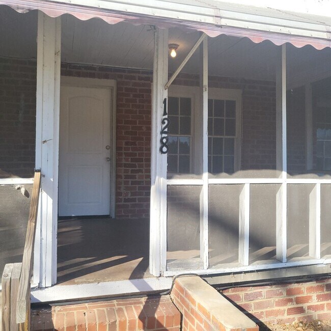 Foto del edificio - 128 Wrightsville Ave