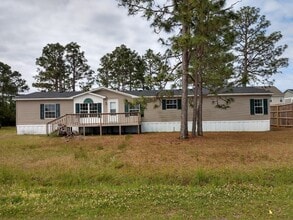 Building Photo - 239 Castlebury Ln