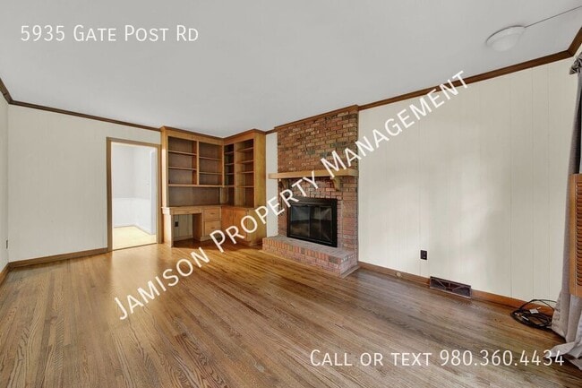 Building Photo - 5935 Gate Post Rd