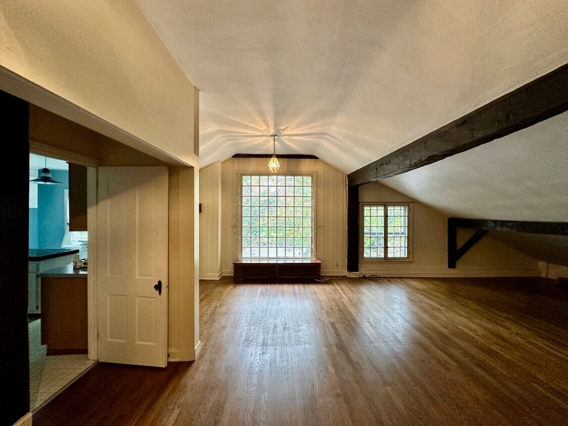Building Photo - 22 Thirty Acres