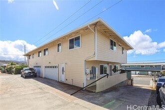 Building Photo - 99-036 Moanalua Rd