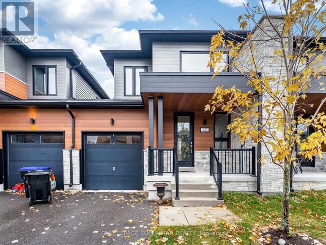 Photo du bâtiment - 42 Eberhardt Dr