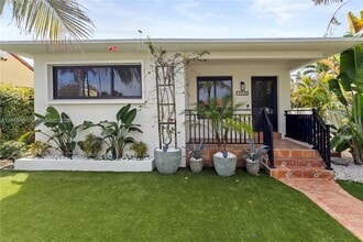 Building Photo - 1618 SW 18th St