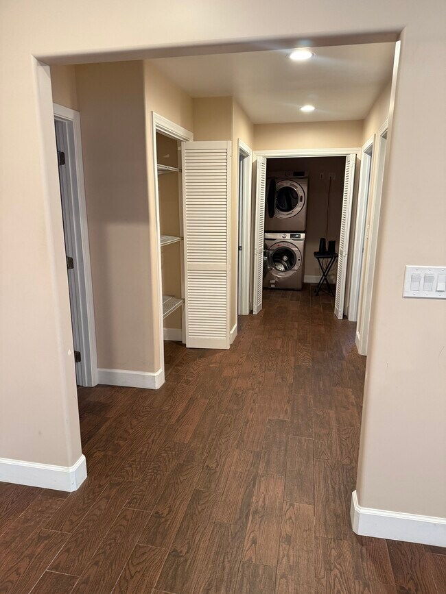 Foto del edificio - 11744 Hallwood Dr