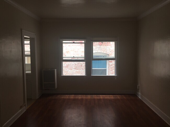 Foto del edificio - 416 S Westlake Ave