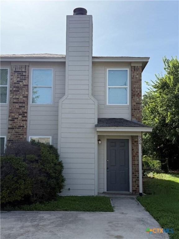 Foto principal - 924 N 7th St