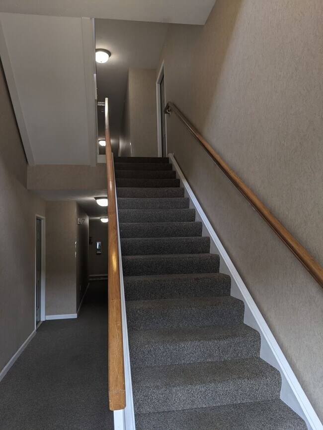 Foto del edificio - AVAILABLE NOW- Convenient 2 Bed/2 Full Bath Condo in Beavercreek!