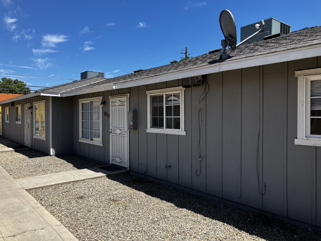 "Charming 3-Bedroom 1 BATH Haven in Merce... - "Charming 3-Bedroom 1 BATH  Haven in Merce...
