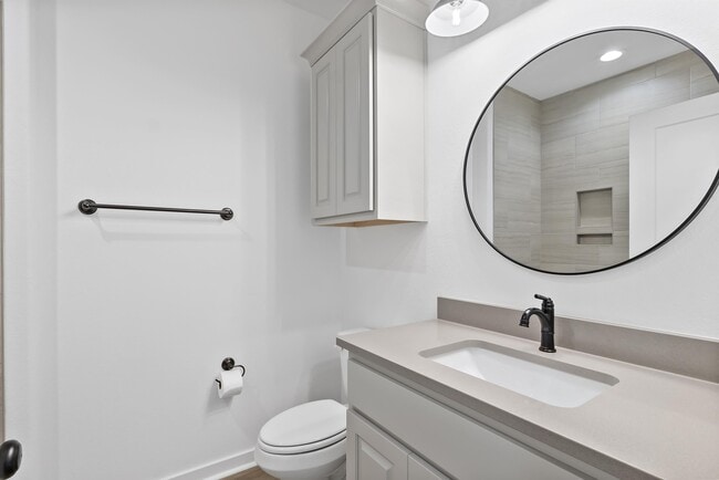 Building Photo - 5036 Mooney Fls Dr