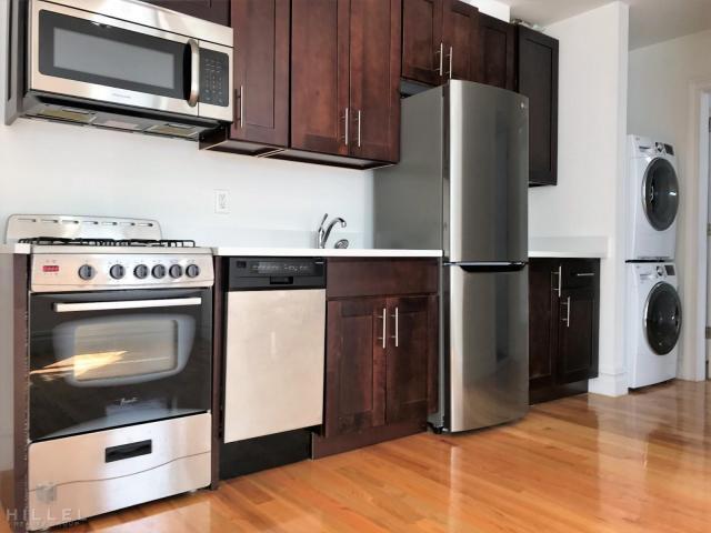 Foto principal - 2 bedroom in ASTORIA NY 11106