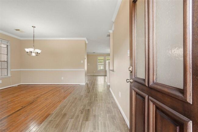 Building Photo - 15106 Turphin Way