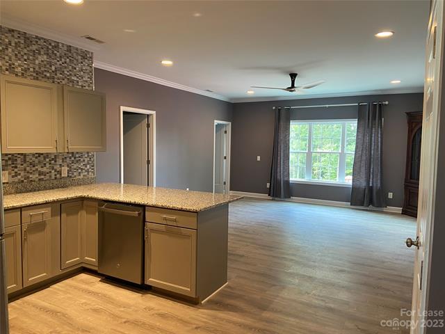 Building Photo - 2221 Waxhaw-Marvin Rd