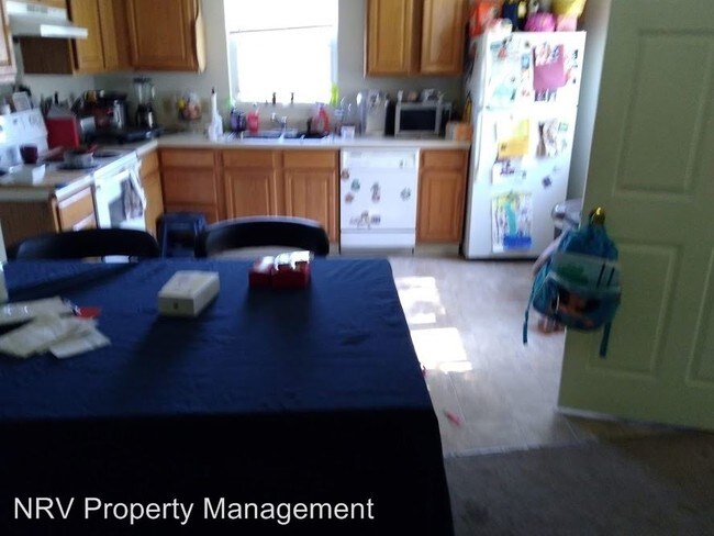 Foto del edificio - 3 br, 2.5 bath House - 300 Wakeman Court