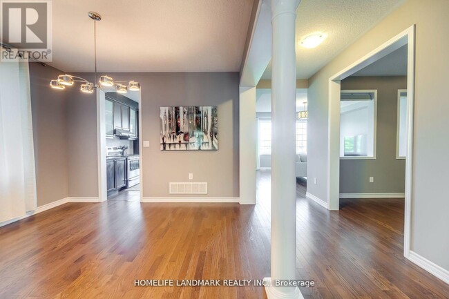 Building Photo - 186 Degraaf Cres